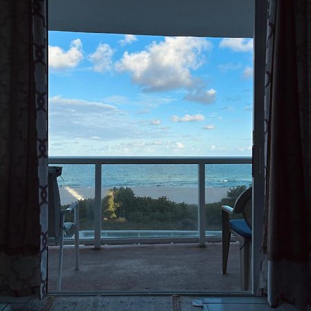 Pavilion Beach Front Apartment With Balcony Miami Beach Exterior foto