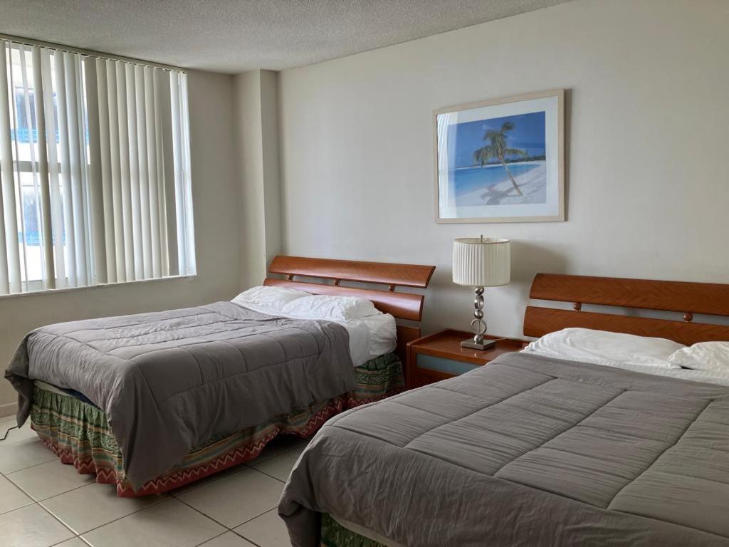 Pavilion Beach Front Apartment With Balcony Miami Beach Exterior foto